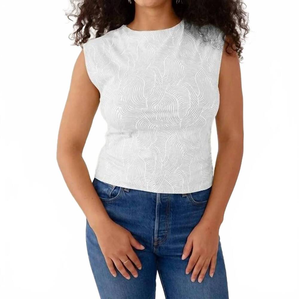 NEW MATA TRADERS women's ruched sleeveless top in white waves jersey